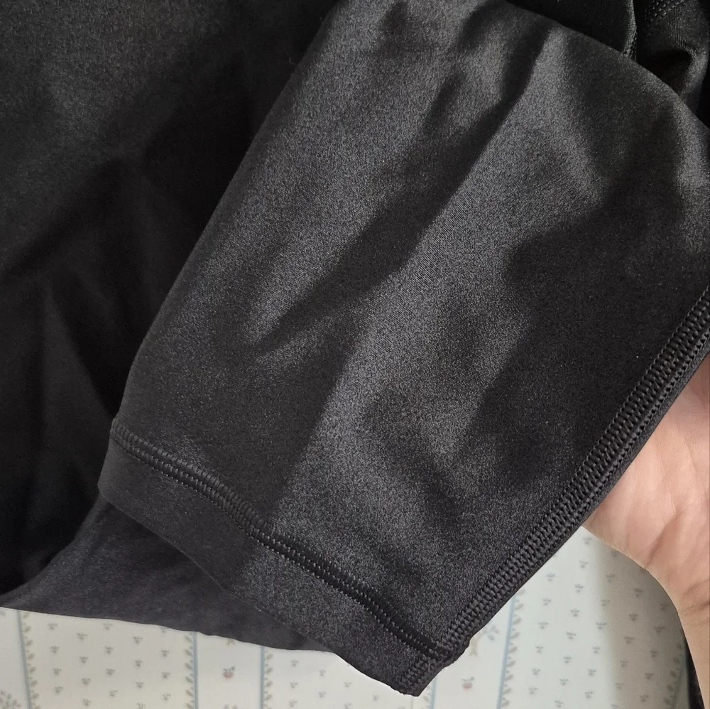 Athleta Black Elation Sheen Tights - Picture 9 of 11